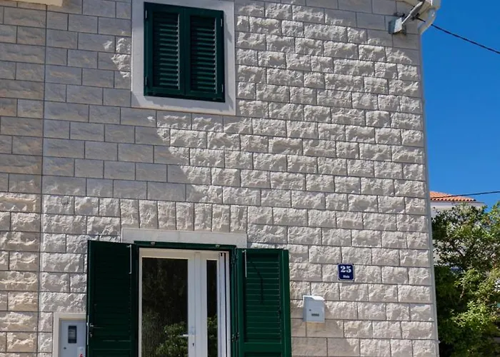 Ferienhaus Obala 25, *